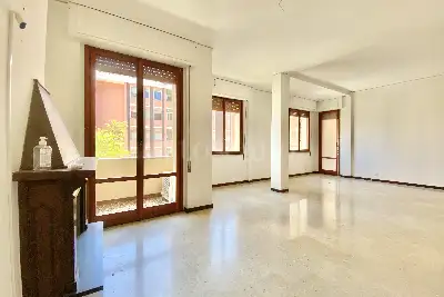 Casa in vendita, Viale Regina Margherita, Messina