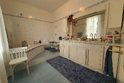 Villa Plurifamiliare in vendita, Via Monte Grappa, Nave