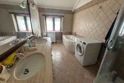 Casa in vendita, Via Bolzano, Ardea