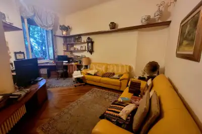 Casa in vendita, Viale Abruzzi, Milano