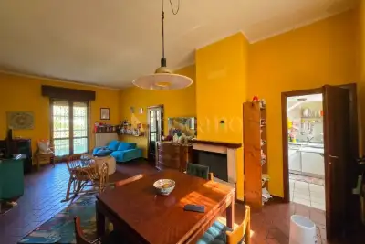 Casa Indipendente in vendita, Via Fratelli Vivenzi, Concesio