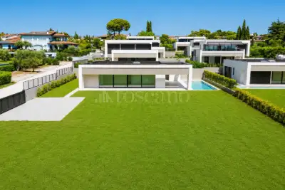 Villa in vendita, Via San Sivino, Moniga del Garda
