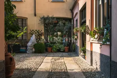 Casa in vendita, Via Pietro Maroncelli, Milano