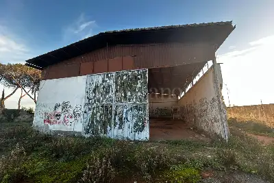 Capannone in vendita, Via Carife, Roma