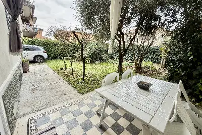 Villa Bifamiliare in vendita, Via Crotte, Brescia