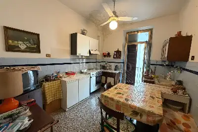 Casa in affitto, Piazza di Ponte Lungo, Roma