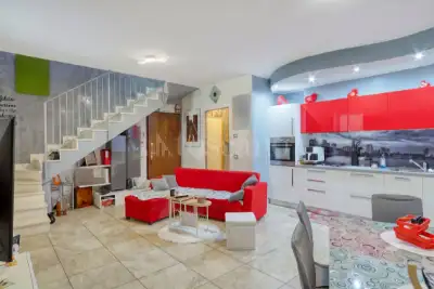 Casa in vendita, Via Taiana, Lavena Ponte Tresa