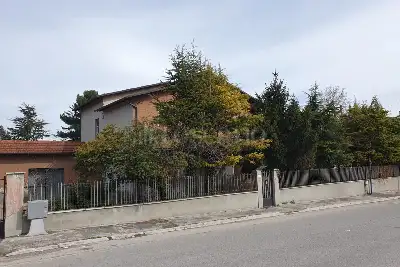 Casa Indipendente in vendita, Via Nuova, Avezzano