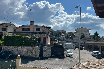 Villa Plurifamiliare in vendita, Via Dora Baltea, Mentana