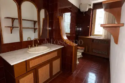 Casa in vendita, Via Salvatore de Renzi, Avellino