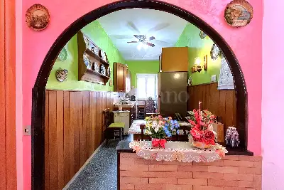 Casa in vendita, Via Camillo Guidi, Roma