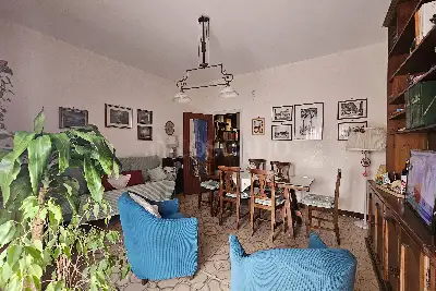 Casa in vendita, Via Belgrado, Pomezia