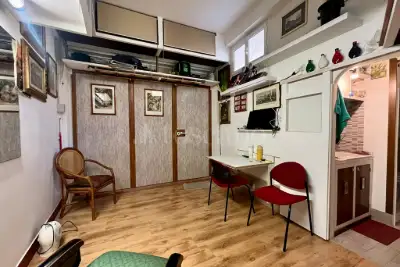 Box in vendita, Via Isidoro del Lungo, Roma