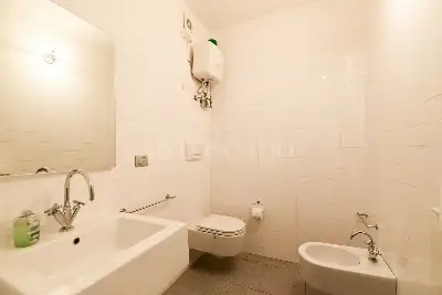 Ufficio in vendita, Via Cinque Giornate, Cernobbio