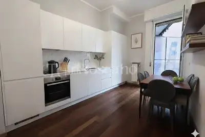 Casa in vendita, Via Francesco Primaticcio, Milano