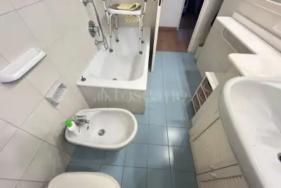 Casa in vendita, Via dell'Accademia del Cimento, Roma