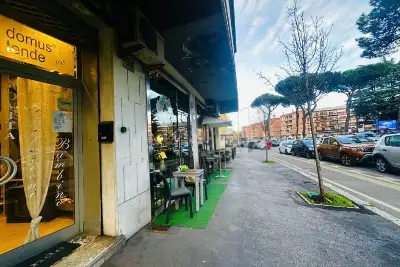 Negozio in vendita, Via Gregorio VII, Roma