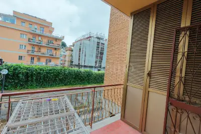 Casa in vendita, Via Francesco Roncati, Roma