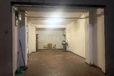 Box in affitto, Via Policarpo Petrocchi, Roma