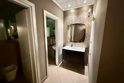 Negozio in affitto, Piazza Cola di Rienzo, Roma