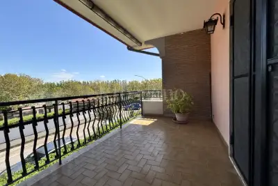 Villa Bifamiliare in vendita, Via Mantegna, Pomezia