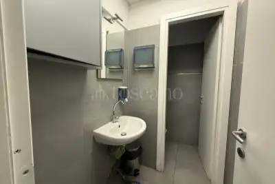 Attività Commerciale in vendita, Corso Duca di Genova, Roma