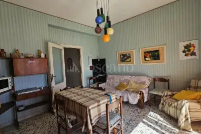 Casa in vendita, Via Lipsia, Pomezia