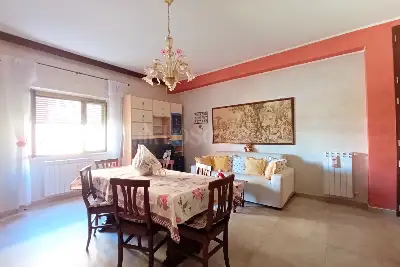 Casa in vendita, Piazza Liguria, Anzio