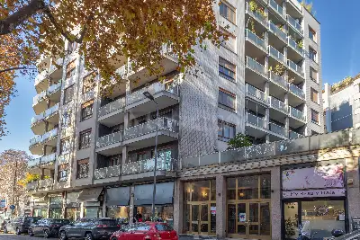 Casa in vendita, Via Giovanni Pascoli, Milano