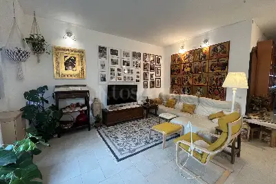 Casa in vendita, Via Angelo Bisi, Milano