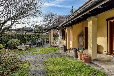 Villa in vendita, Via Luigi Pirandello, Besano