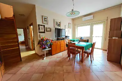 Casa in vendita, Via Euripide, Roma