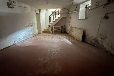 Attività Commerciale in affitto, Via della Repubblica, Contigliano