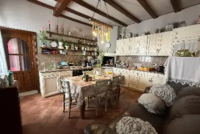 Villa Plurifamiliare in vendita, Via G. Borghini, Collebeato