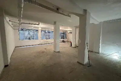 Negozio in vendita, Via Scipione Crisanzio, Bari