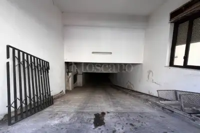 Magazzino in vendita, Viale Pio XI, Reggio di Calabria