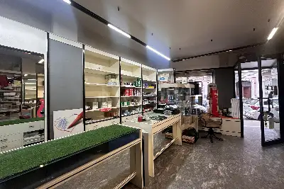 Negozio in affitto, Via Saccarelli 12, Torino