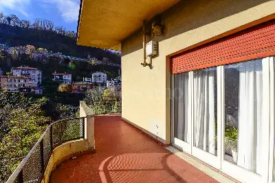 Casa in vendita, Via Bellinzona, Como