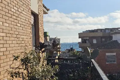 Casa in vendita, Via Svezia, Pomezia