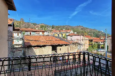 Casa in vendita, Via Carlo Cerrini, Cuasso al Monte