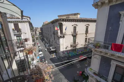 Palazzo in vendita, Via Transito, Catania