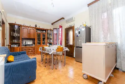 Casa in vendita, Via Luigi Porro Lambertenghi 3, Milano