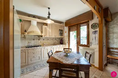 Casa in vendita, Via Monte Lussari, Udine