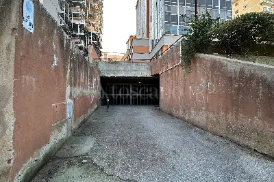 Garage in vendita, Via Francesco Fancello, Sassari