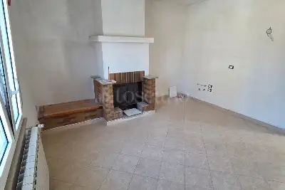 Villa in vendita, Via Fiume Tavo 27, Cappelle sul Tavo