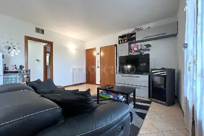 Casa in vendita, Via Castelletto, Pozzolengo