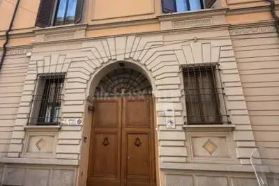 Casa in vendita, Via Sant'Isaia, Bologna