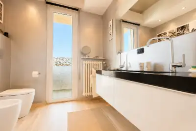 Casa in vendita, Piazza Luigi Einaudi, Desenzano del Garda