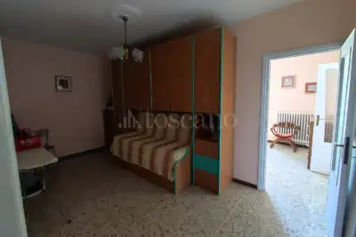 Villino a Schiera in vendita, Via dell'Aquila 13, L'Aquila