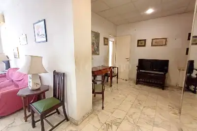 Casa in vendita, Via Valdagno, Roma